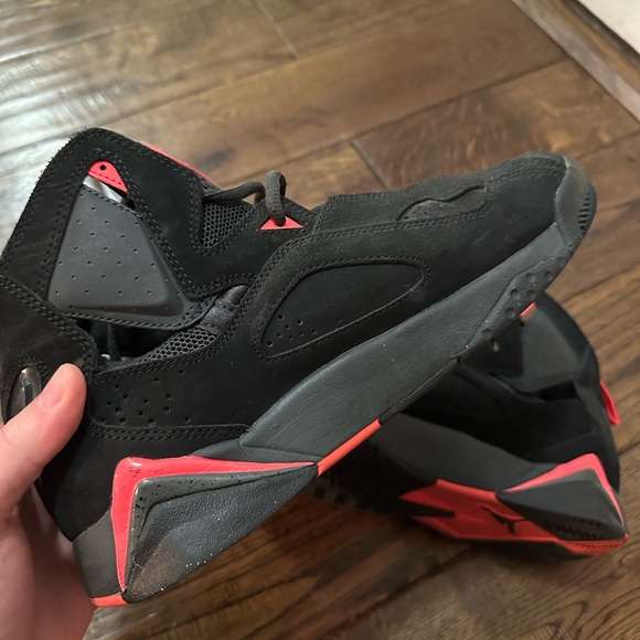 Jordan Black and Red Sneakers - Picture 3 of 6